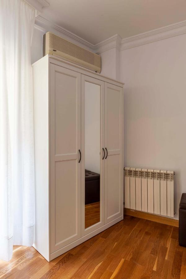 Apartamento Mariana Pineda Centro Granada Buitenkant foto