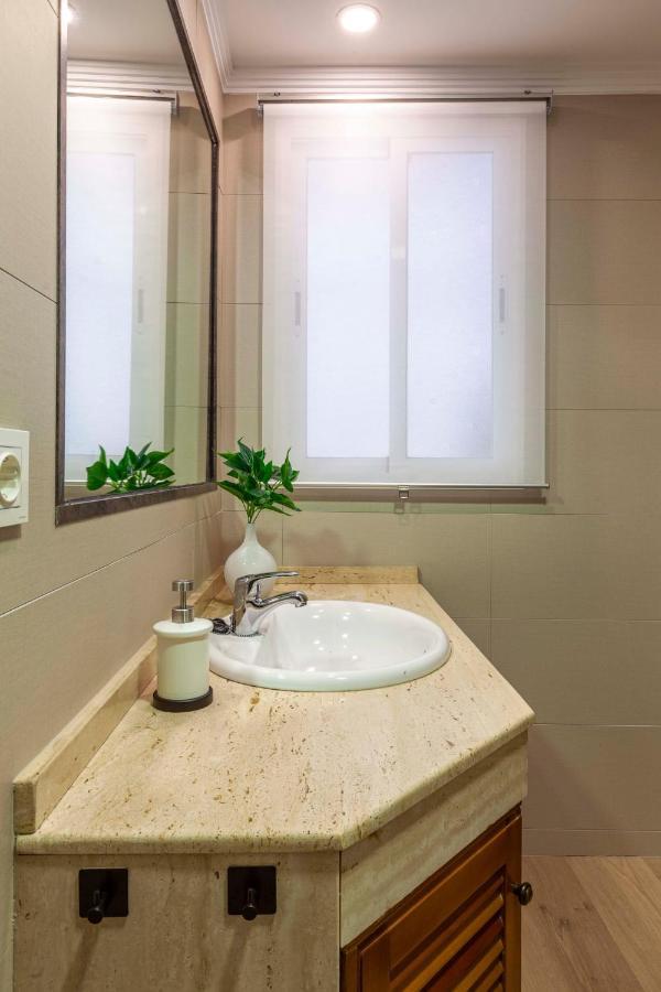 Apartamento Mariana Pineda Centro Granada Buitenkant foto