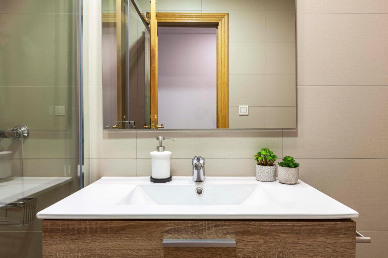 Apartamento Mariana Pineda Centro Granada Buitenkant foto
