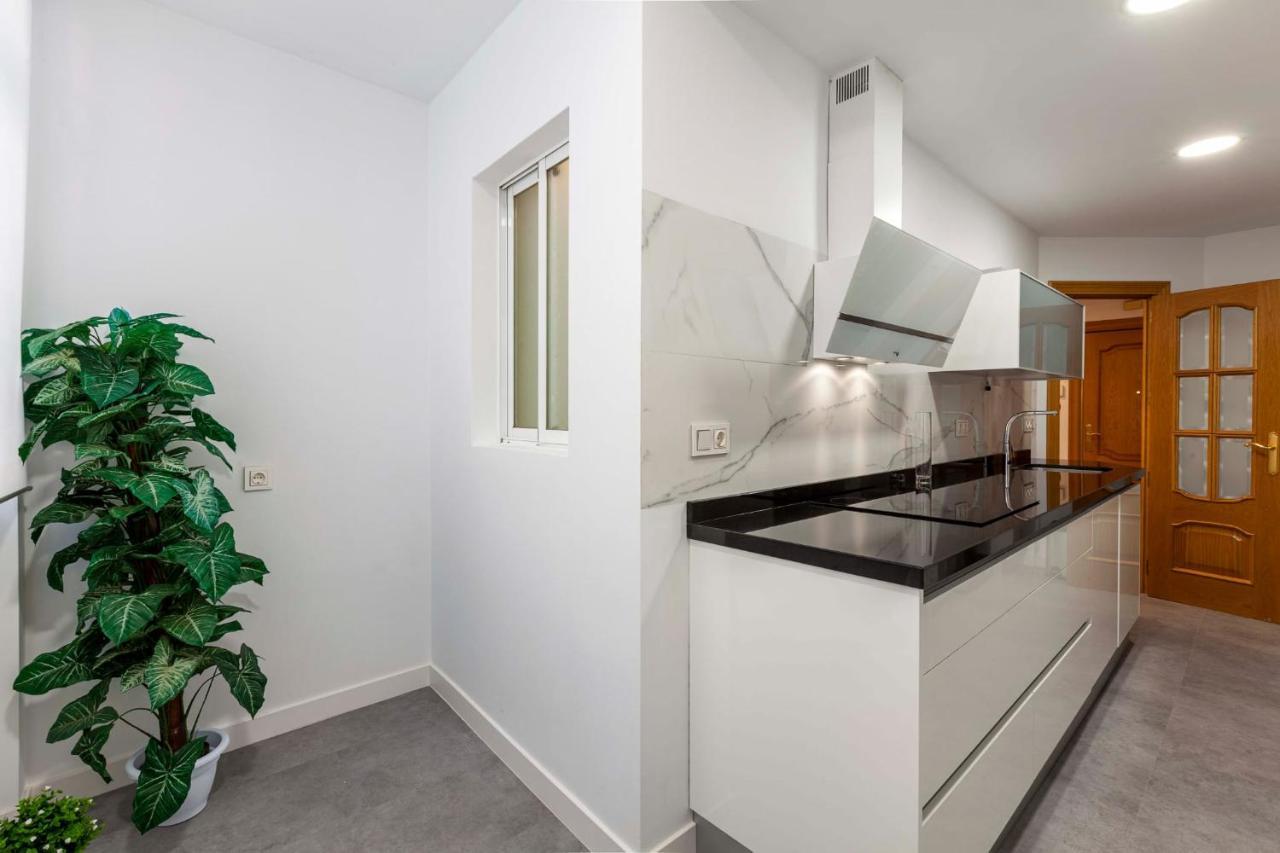 Apartamento Mariana Pineda Centro Granada Buitenkant foto