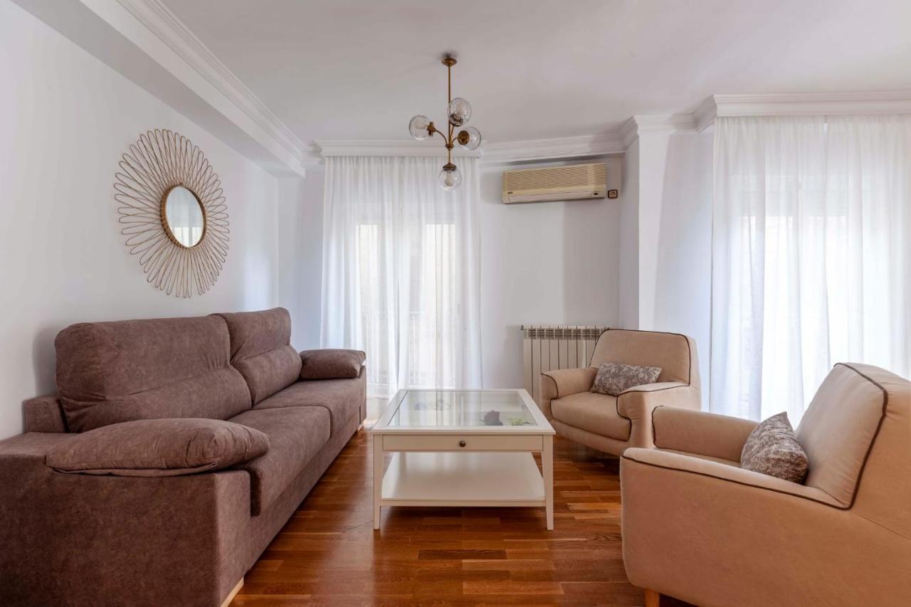 Apartamento Mariana Pineda Centro Granada Buitenkant foto